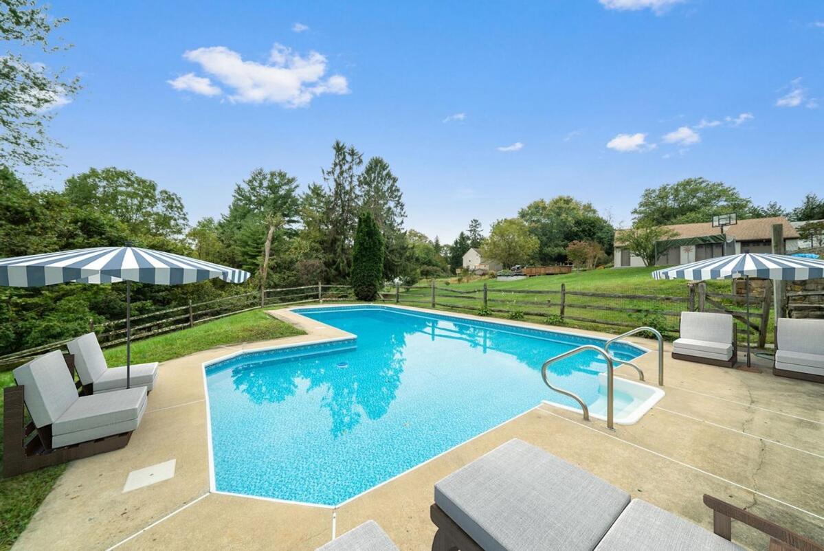 Comfort, Fun, & Charming - 5BR Oasis with Pool Coatesville Exterior photo